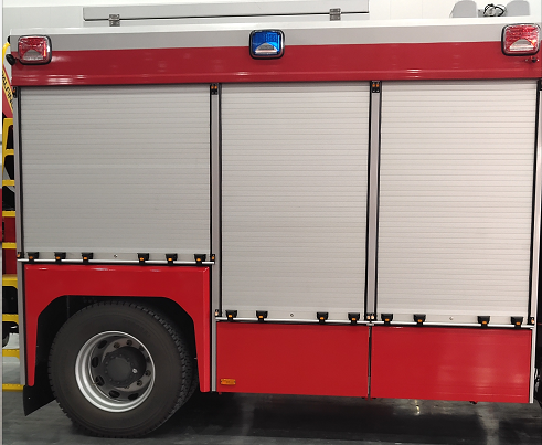 Application of roller shutter door of fire truck